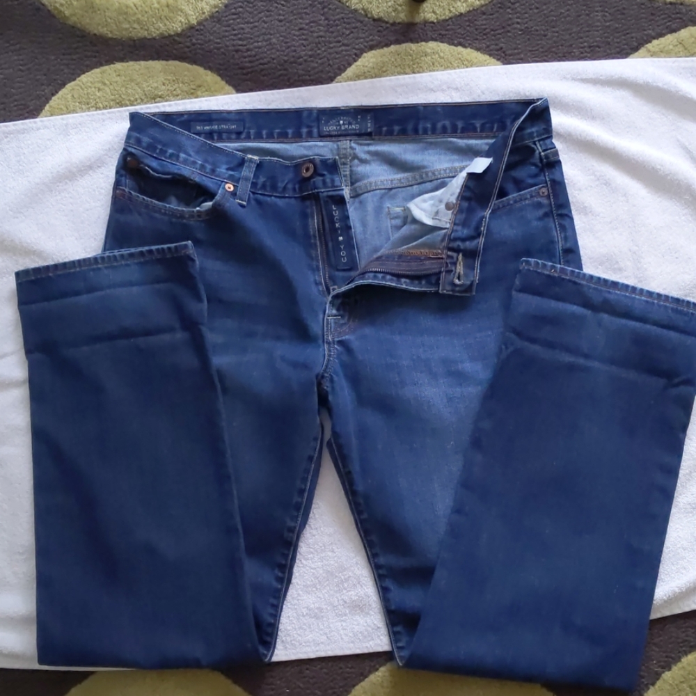 Lucky Brand Jeans 363 Vintage Straight Like new